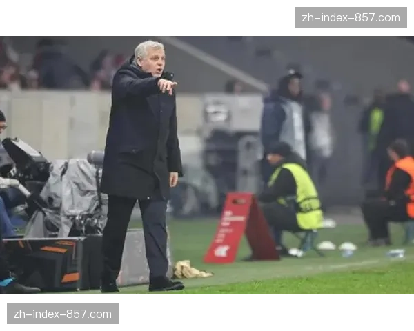 里尔欧联生死战前陷联赛泥潭：主场六轮不胜，热内西奥应对双线压力